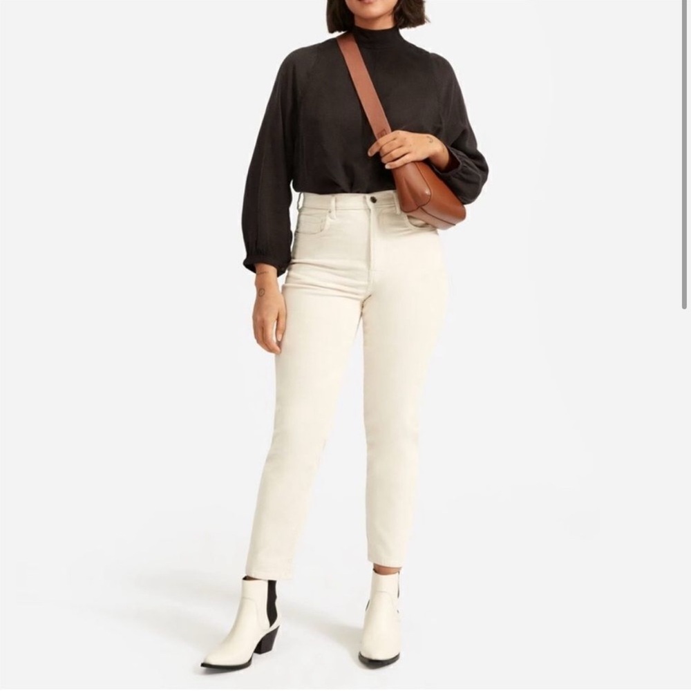 Everlane Cream Ankle Cropped Jeans with High Waist and Smooth Texture